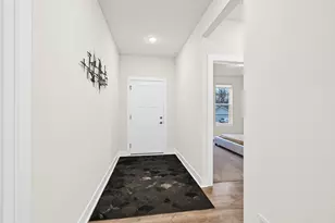 704 River Ridge Dr, Racine, WI 53185 - Photo 6