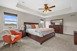 609 Calvin Ln, Racine, WI 53406 - Photo 6