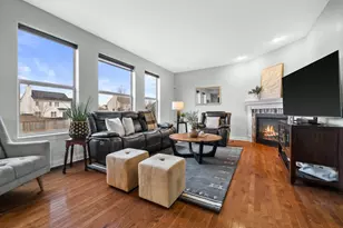 609 Calvin Ln, Racine, WI 53406 - Photo 10