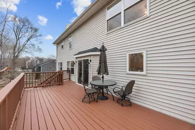 412 E Red Pine Cir, Dousman, WI 53118 - Photo 16