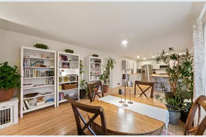 412 E Red Pine Cir, Dousman, WI 53118 - Photo 24