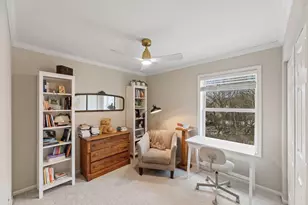 412 E Red Pine Cir, Dousman, WI 53118 - Photo 22