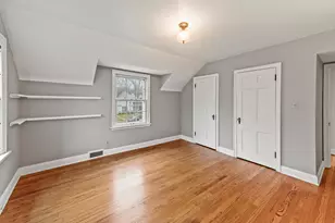 5234 N Berkeley Blvd, Whitefish Bay, WI 53217 - Photo 44