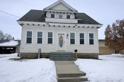 406  South St, Caledonia, MN 55921 - Photo 1