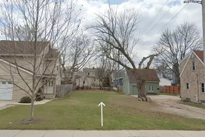 86 W Schlinger Ave, West Allis, WI 53214 - Photo 2