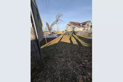 86 W Schlinger Ave, West Allis, WI 53214 - Photo 6