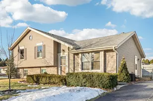 730 E Mackinac Ave, Oak Creek, WI 53154 - Photo 36