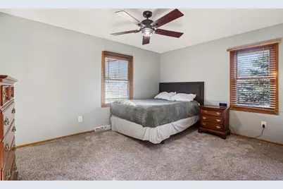 730 E Mackinac Ave, Oak Creek, WI 53154 - Photo 20