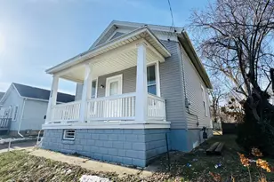 930 Marquette St, Racine, WI 53404 - Photo 2