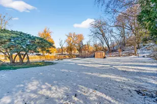 529 Parkview Dr, Racine, WI 53404 - Photo 22