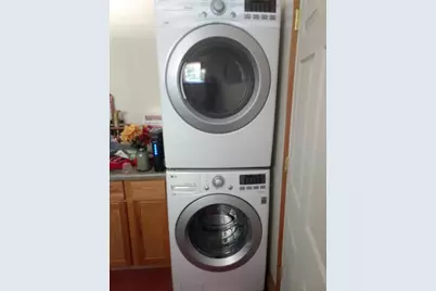 529  Park View Dr, Racine, WI 53404 - Photo 14