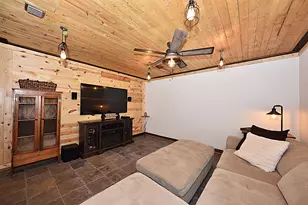 414 Yosemite Ave, Hartford, WI 53027 - Photo 38