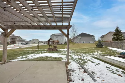 414  Yosemite Ave, Hartford, WI 53027 - Photo 42