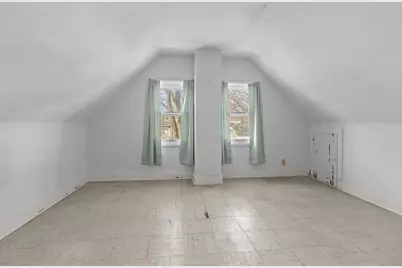 1004  Madison St, Lake Geneva, WI 53147 - Photo 16