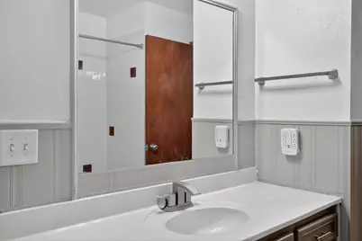 9043 N 86th St, Milwaukee, WI 53224 - Photo 20