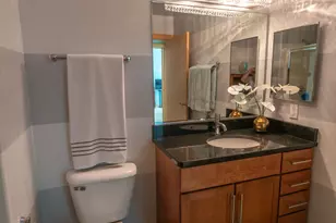 1550 E Royall Pl, Milwaukee, WI 53202 - Photo 28