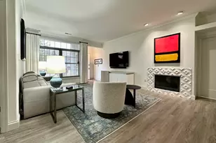 N30W23021 Pineview Circle, Pewaukee, WI 53072 - Photo 4