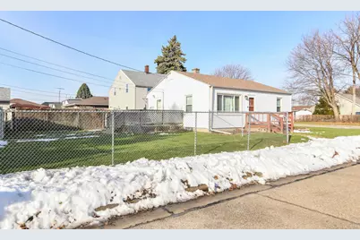 1601  Richard Ave, Racine, WI 53403 - Photo 24