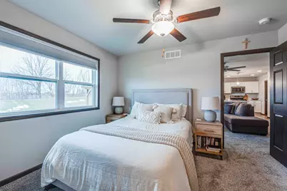 2040  90th St, Sturtevant, WI 53177 - Photo 20