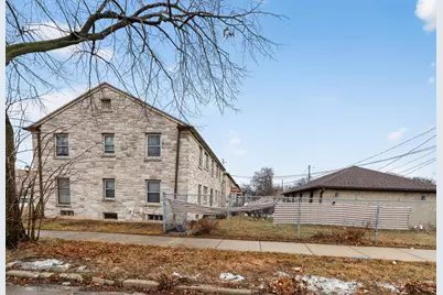 3031 W Capitol Dr, Milwaukee, WI 53216 - Photo 2