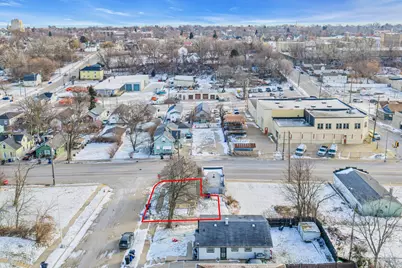 1130 S Memorial Dr, Racine, WI 53403 - Photo 36