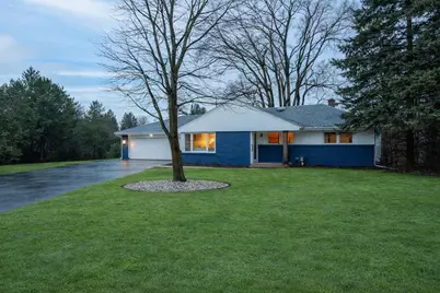 3885 N 144th St, Brookfield, WI 53005 - Photo 2