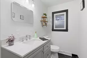 3885 N 144th St, Brookfield, WI 53005 - Photo 20