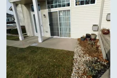 2412  Fox River Pkwy #L, Waukesha, WI 53189 - Photo 30