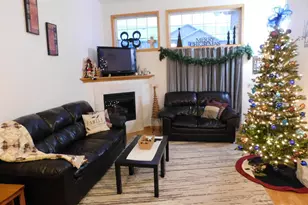 2412 Fox River Pkwy, Waukesha, WI 53189 - Photo 2