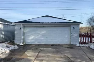 5368 N 103rd St, Milwaukee, WI 53225 - Photo 2