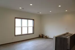 918 Drumlin Dr, Kewaskum, WI 53040 - Photo 2