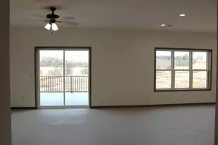 918 Drumlin Dr, Kewaskum, WI 53040 - Photo 4