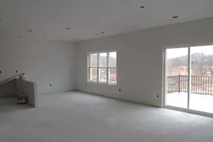 918 Drumlin Dr, Kewaskum, WI 53040 - Photo 2