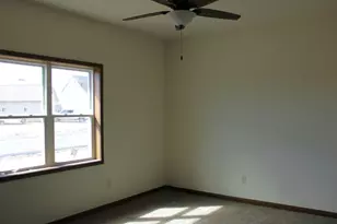 918 Drumlin Dr, Kewaskum, WI 53040 - Photo 10