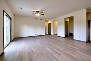 920 Drumlin Dr, Kewaskum, WI 53040 - Photo 6