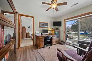 1624 Garden Ln, West Bend, WI 53095 - Photo 18