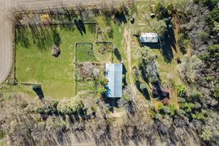 W1049 Co Rd D, Spring Prairie, WI 53105 - Photo 12