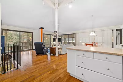 521  Bristol Oak Ct #D, Fontana, WI 53125 - Photo 10