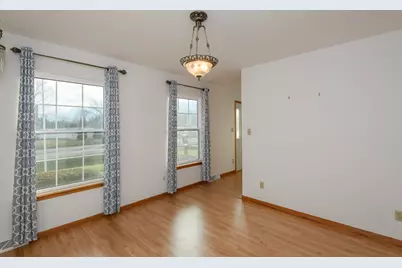 3212  Redbird Ln, Racine, WI 53402 - Photo 20