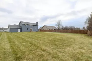 3212 Redbird Ln, Racine, WI 53402 - Photo 44