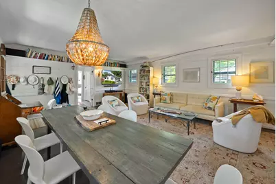 163 N Lakeshore Dr, Fontana, WI 53125 - Photo 2