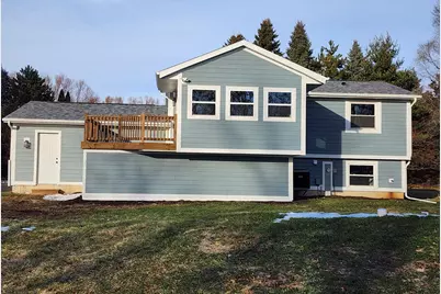 N9523  Sunset Dr, Troy, WI 53120 - Photo 6