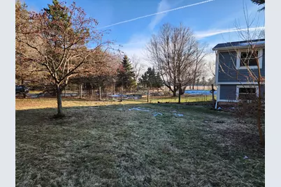 N9523  Sunset Dr, Troy, WI 53120 - Photo 8