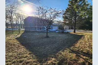 N9523  Sunset Dr, Troy, WI 53120 - Photo 4