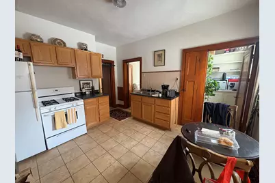 3357 N Bartlett Ave, Milwaukee, WI 53211 - Photo 2