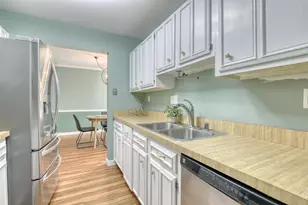 4215 N 100th St, Milwaukee, WI 53222 - Photo 4
