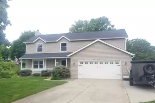 W327S8037 Memory Ln, Mukwonago, WI 53149 - Photo 1