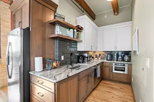 215 W Maple St, Milwaukee, WI 53204 - Photo 6