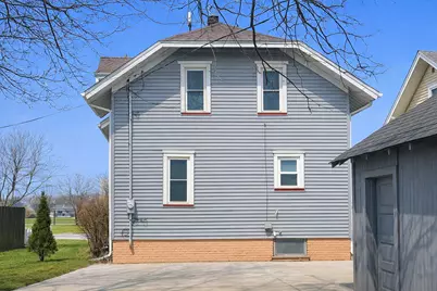 7211  18th Ave, Kenosha, WI 53143 - Photo 4