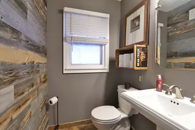 5000 N Shoreland Ave, Whitefish Bay, WI 53217 - Photo 10